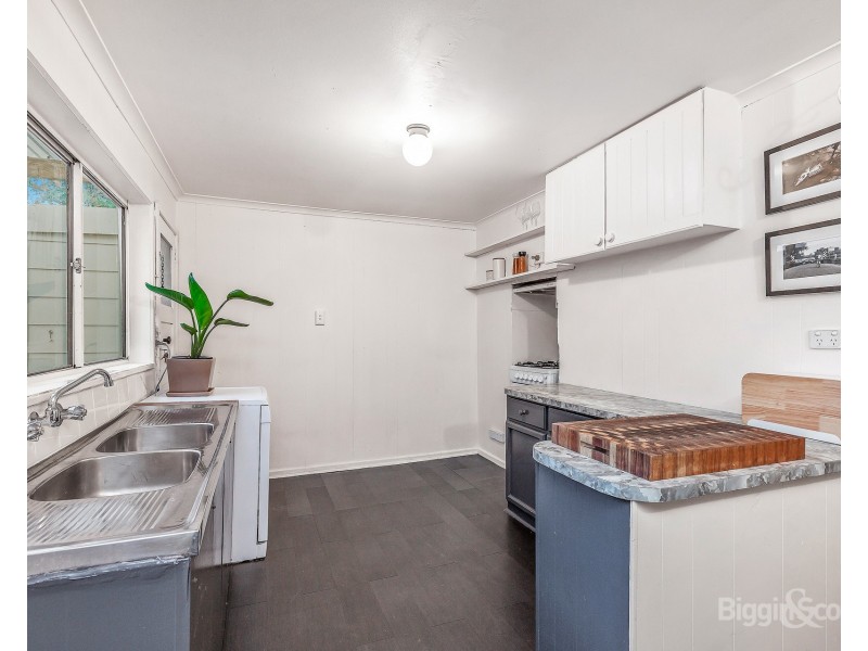 55 Windsor Street, Seddon VIC 3011