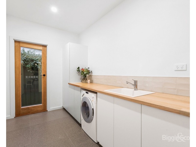 7 Robbs Road, West Footscray VIC 3012