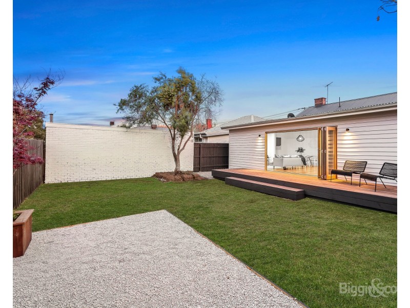 7 Robbs Road, West Footscray VIC 3012