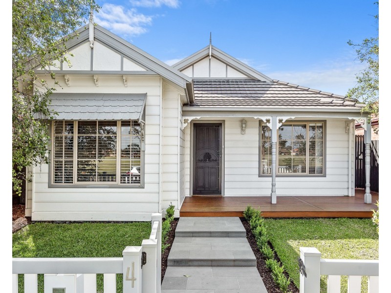 4 Skipper Drive, Altona Meadows VIC 3028