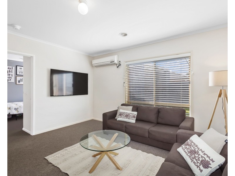 4 Skipper Drive, Altona Meadows VIC 3028