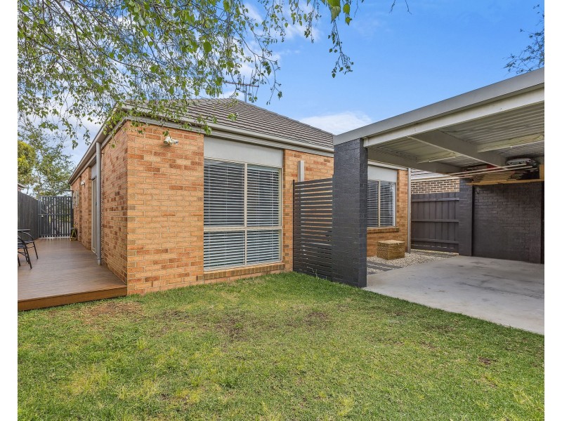 4 Skipper Drive, Altona Meadows VIC 3028