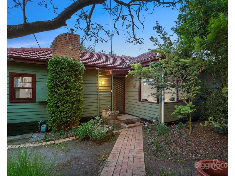 16 Waratah Street, West Footscray VIC 3012