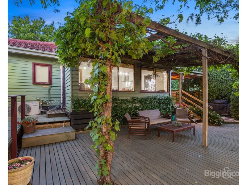 16 Waratah Street, West Footscray VIC 3012