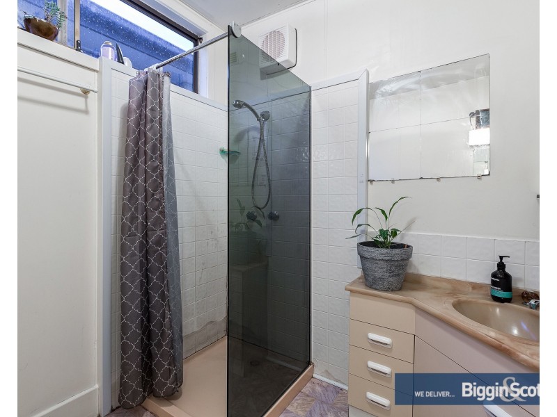 9 Molesworth Court, West Footscray VIC 3012