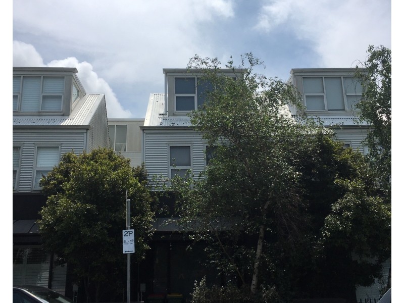 2/42 Simpson Street, Yarraville VIC 3013