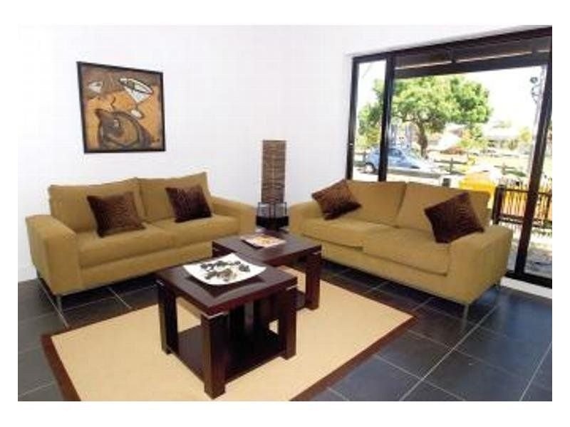 2/42 Simpson Street, Yarraville VIC 3013