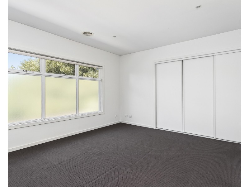 2/103 Blackwood Street, Yarraville VIC 3013