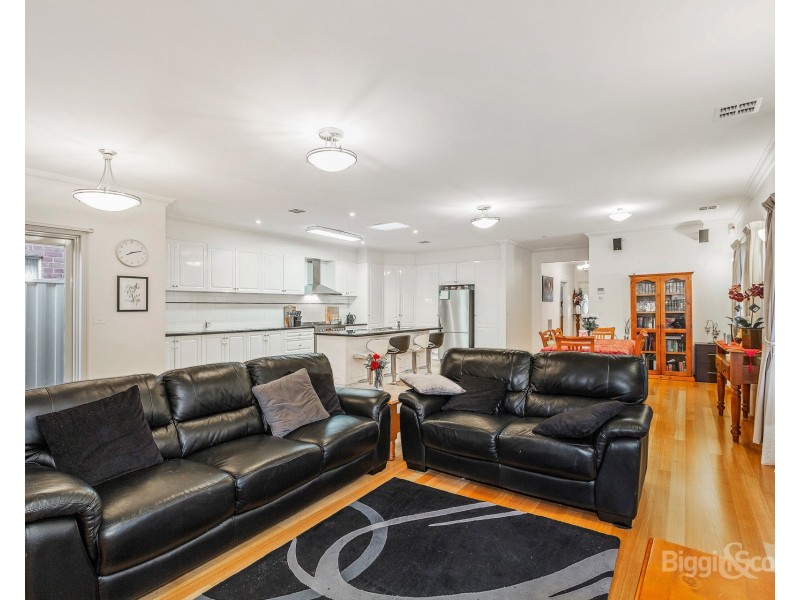 60 Saltley Street, South Kingsville VIC 3015