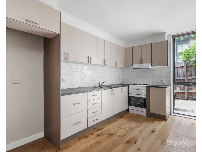 6/7 Grandview Avenue, Maribyrnong VIC 3032