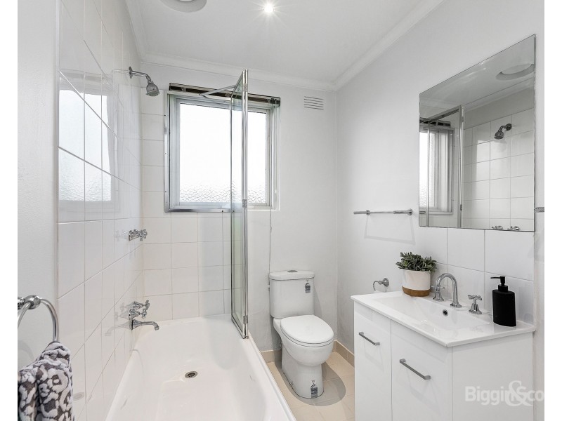 8/24 Southampton Street, Footscray VIC 3011