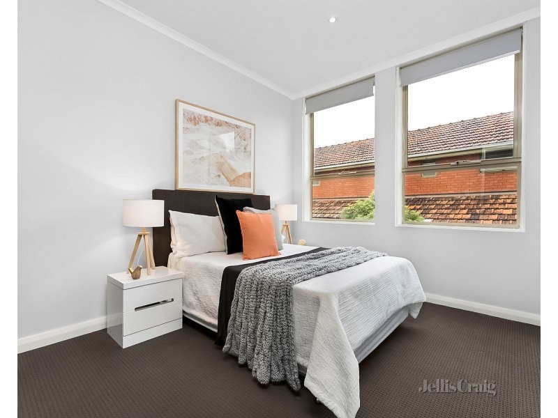 17/49 Dover Street, Flemington VIC 3031