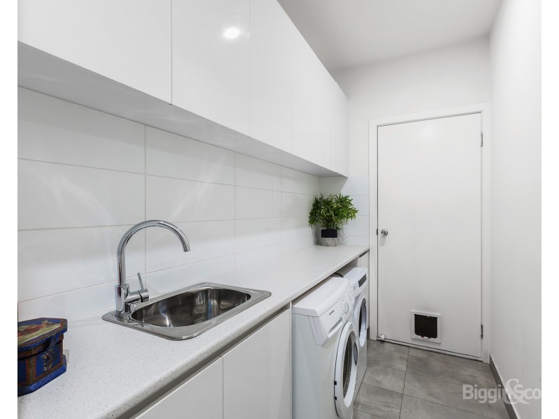 90 Newcastle Street, Newport VIC 3015