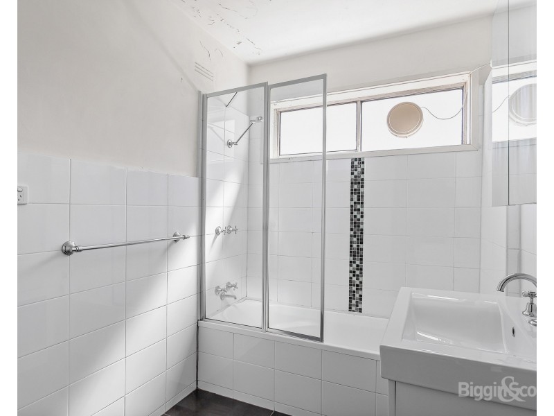 2/64 Powell Street, Yarraville VIC 3013