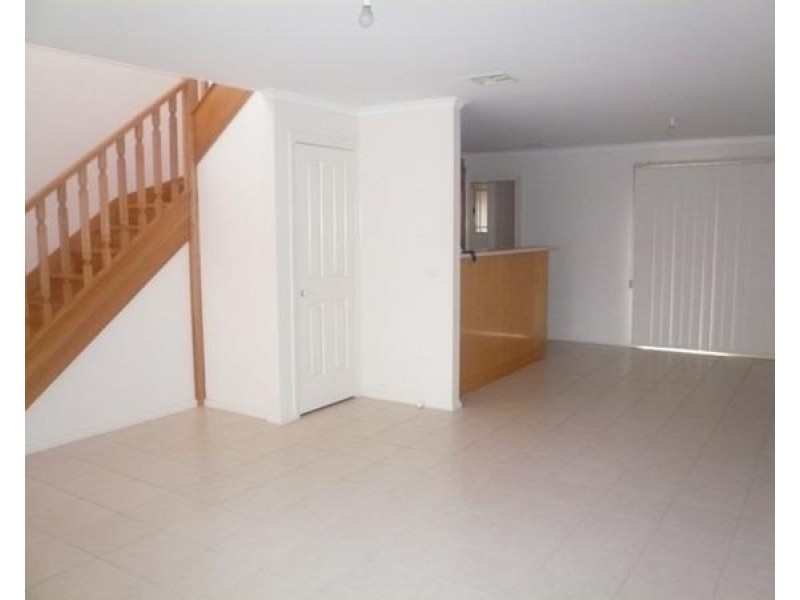 2/40-42 Kingsville Street, Kingsville VIC 3012