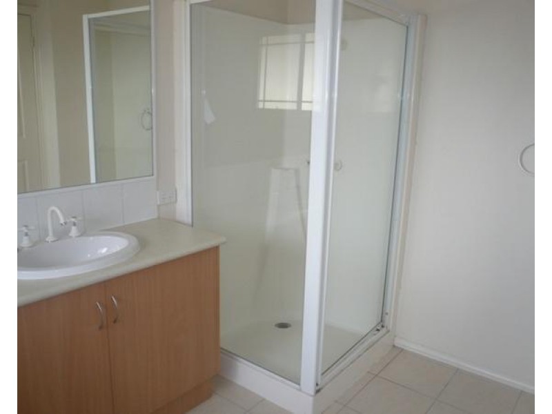 2/40-42 Kingsville Street, Kingsville VIC 3012