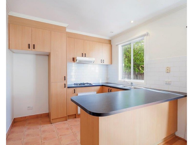 1/74 Suffolk Street, Maidstone VIC 3012