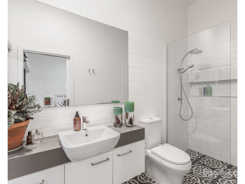 27 Dudley Street, Footscray VIC 3011