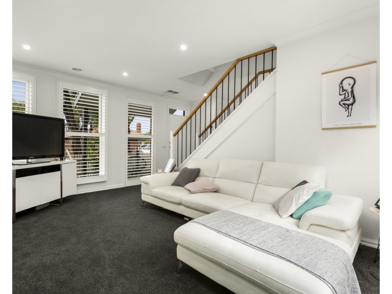 11 Lormer Street, Yarraville VIC 3013