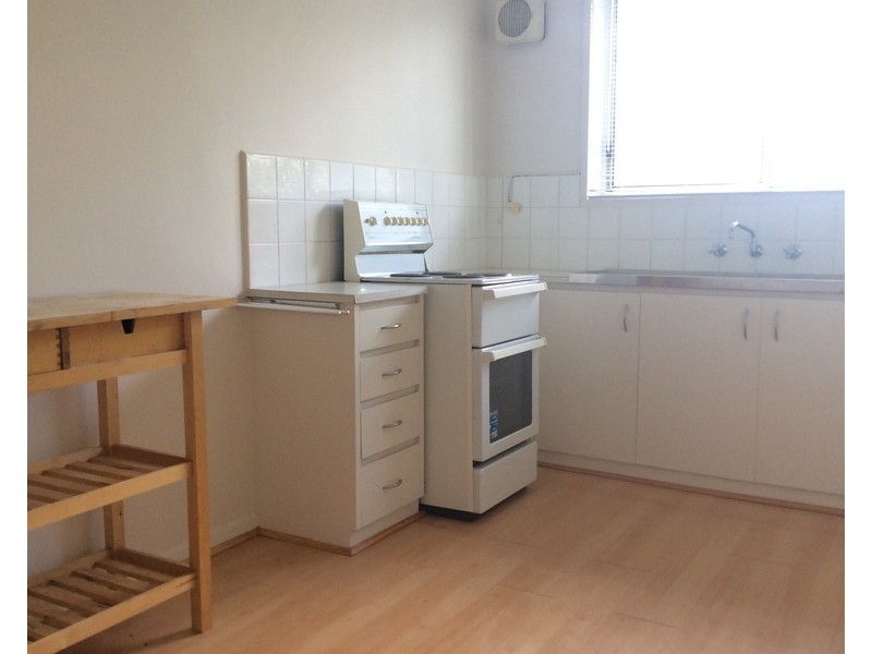 8/256 Somerville Road, Kingsville VIC 3012