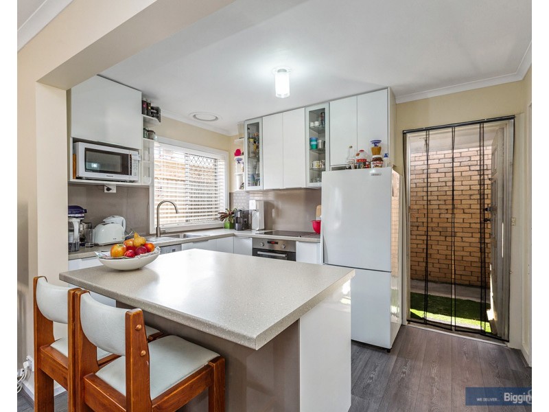 4/56 Saltley Street, South Kingsville VIC 3015