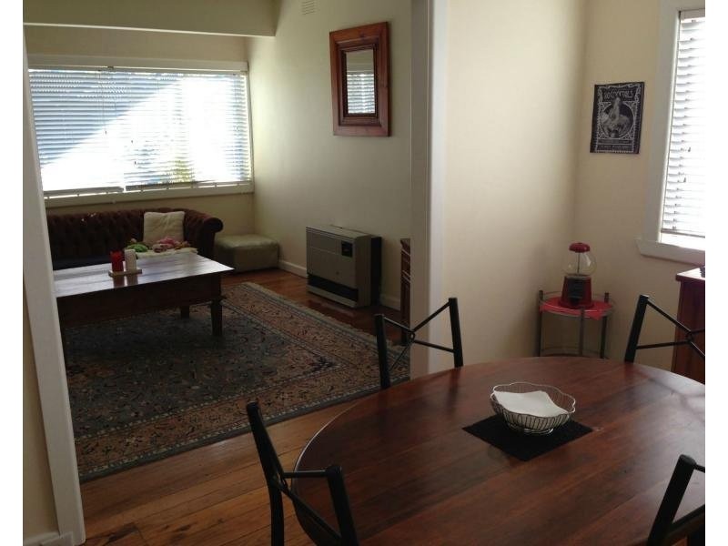 2 Sydney Street, Newport VIC 3015