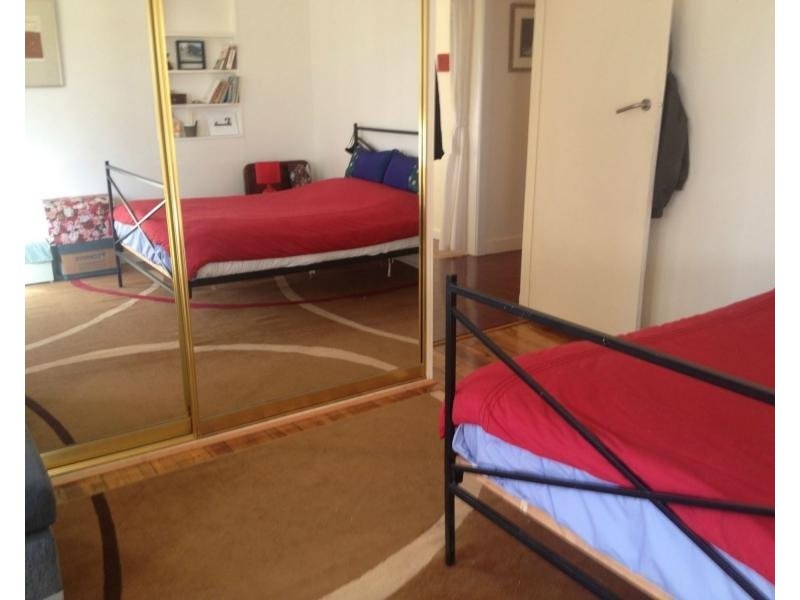 2 Sydney Street, Newport VIC 3015