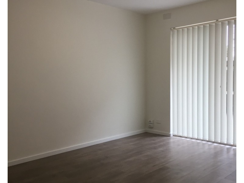 1/57 Hyde Street, Footscray VIC 3011