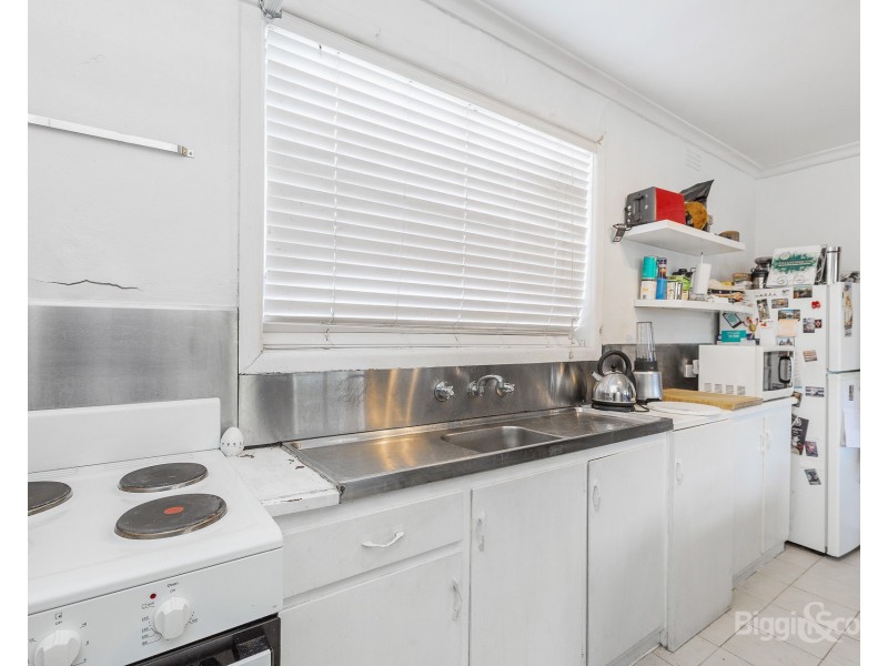 3/21 Hampton Parade, West Footscray VIC 3012