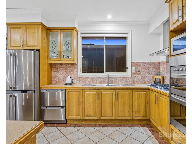 2 Nielsen Court, Altona Meadows VIC 3028