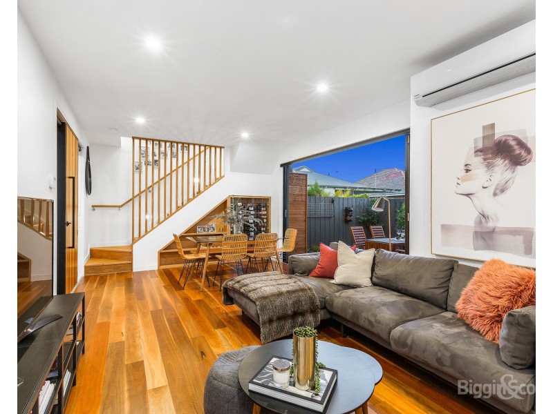 4 Ross Street, Newport VIC 3015