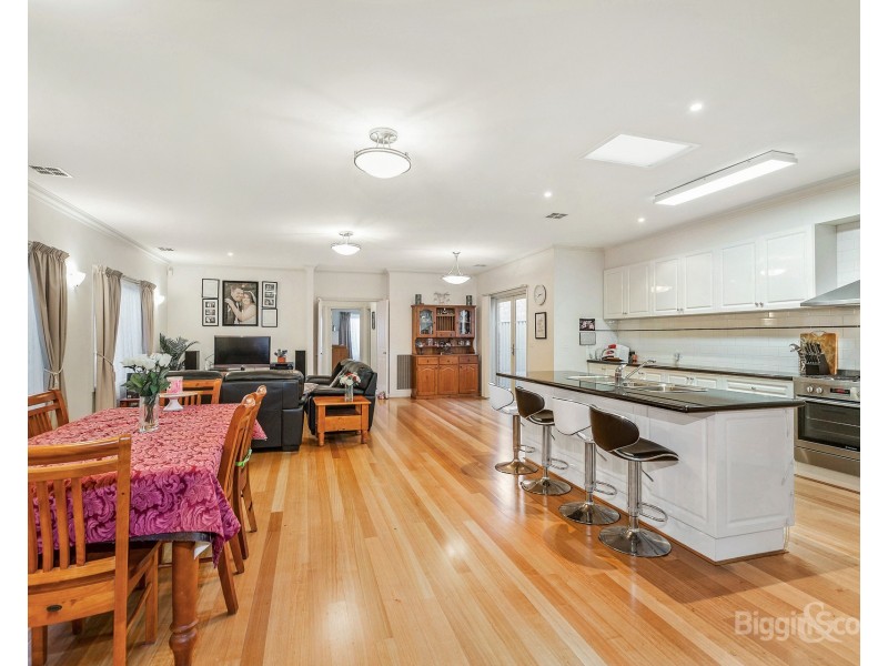 60 Saltley Street, South Kingsville VIC 3015