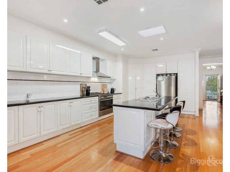 60 Saltley Street, South Kingsville VIC 3015