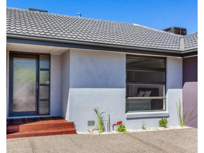 56 Truman Street, South Kingsville VIC 3015