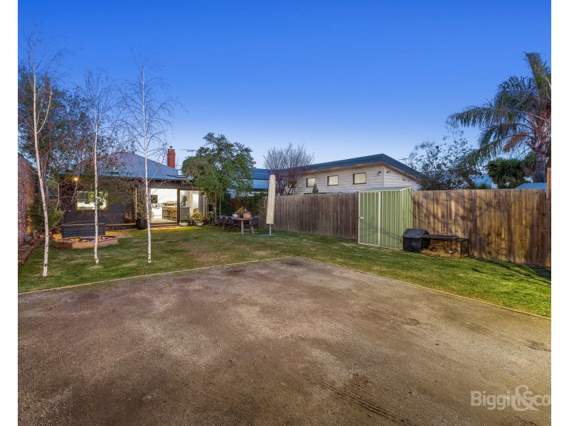 74 Wales Street, Kingsville VIC 3012