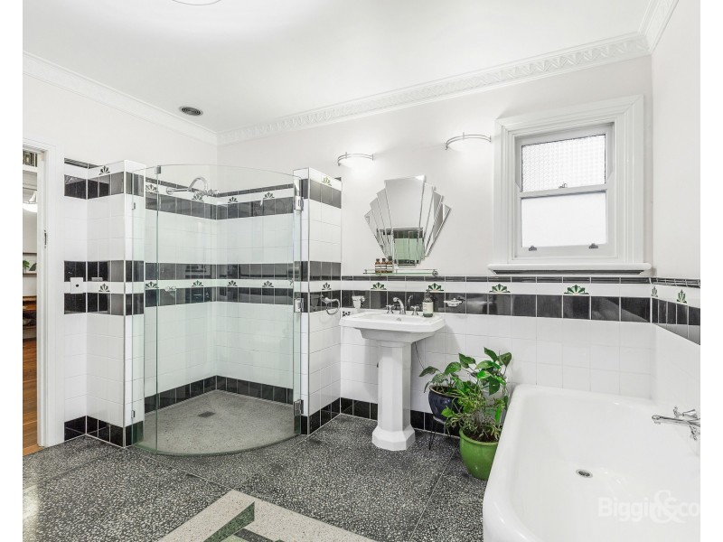 2 Tenterden Street, Yarraville VIC 3013