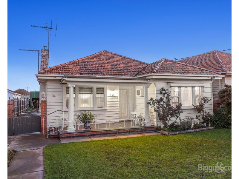 33 Cathcart Street, Maidstone VIC 3012