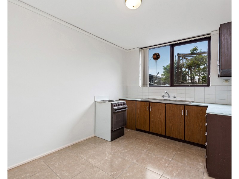 4/13 Beaumont Parade, West Footscray VIC 3012