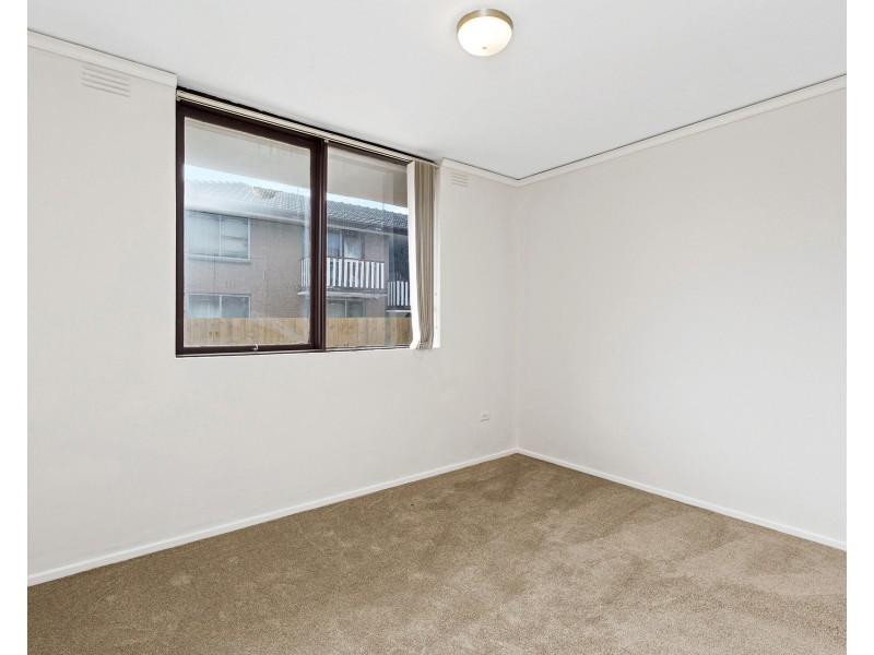 4/13 Beaumont Parade, West Footscray VIC 3012