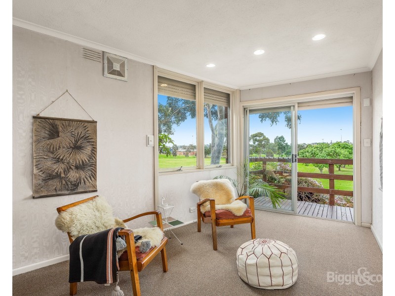 17 Smith Crescent, Footscray VIC 3011