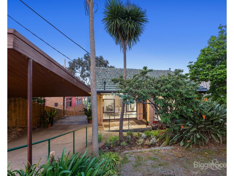 17 Smith Crescent, Footscray VIC 3011