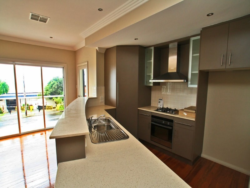 Unit 1/2 Kiarama Avenue, Kiama Downs NSW 2533