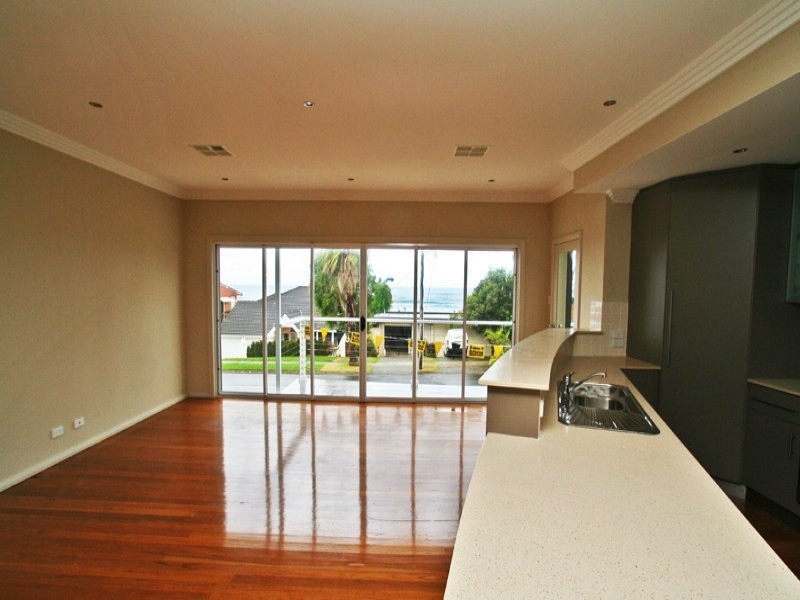 Unit 1/2 Kiarama Avenue, Kiama Downs NSW 2533