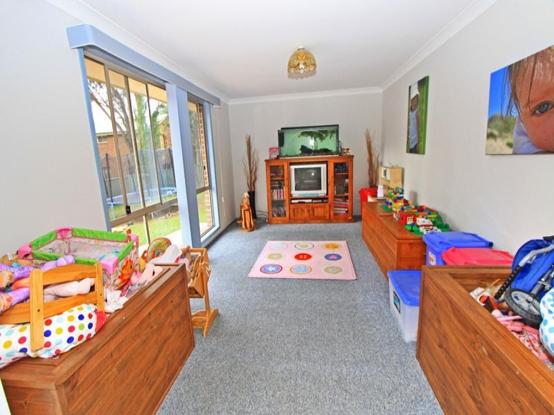 3 Michael Crescent, Kiama Downs NSW 2533