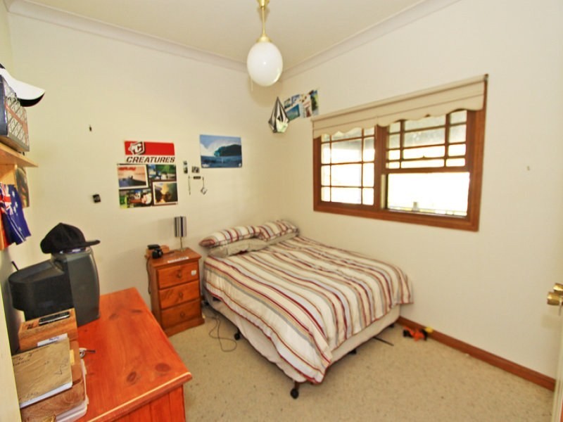 18 Ironbark Crescent, Kiama Downs NSW 2533