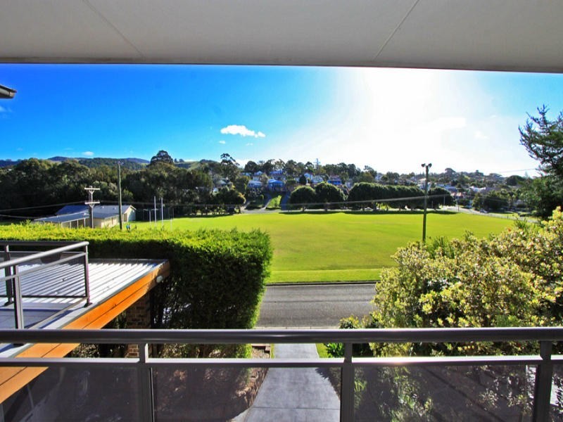 10 Girrawheen Avenue, Kiama NSW 2533