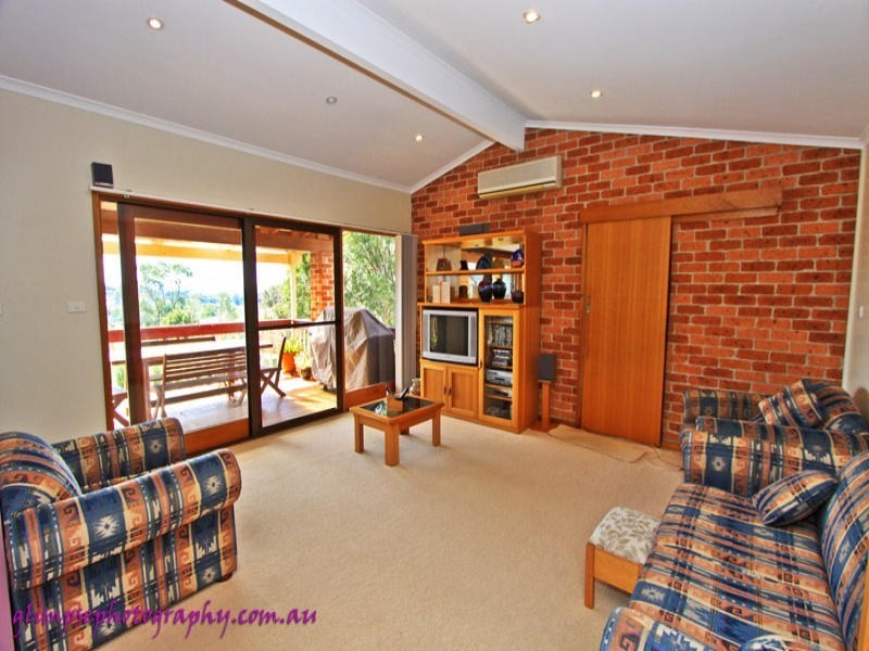 21 Alexander Avenue, Kiama Downs NSW 2533