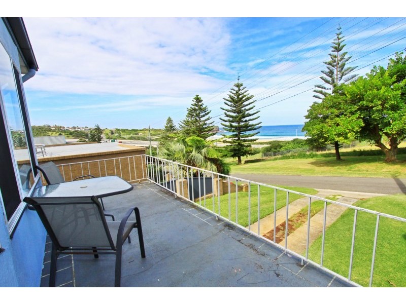 14 Hutchinson Street, Bombo NSW 2533