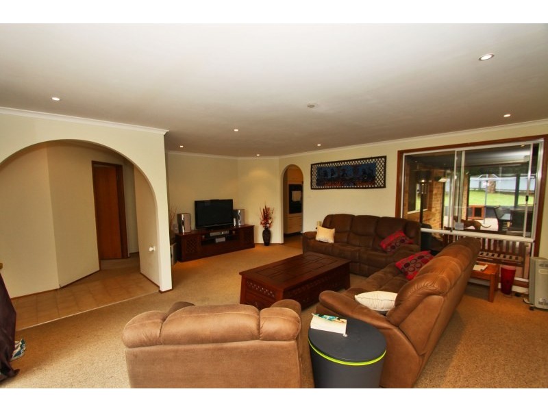 35 Cullen Drive, Kiama Downs NSW 2533