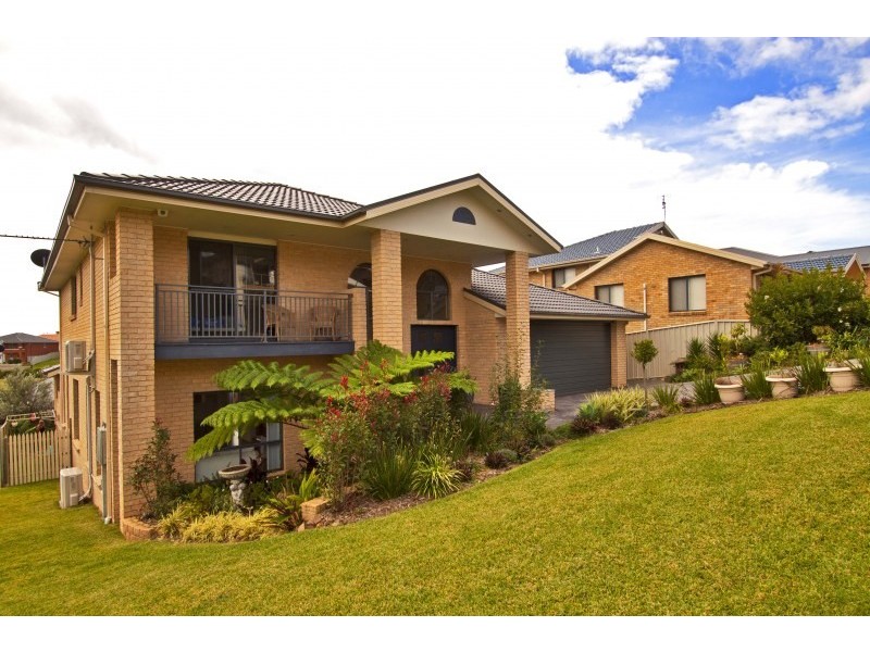 8 Hayman Crescent, Shell Cove NSW 2529